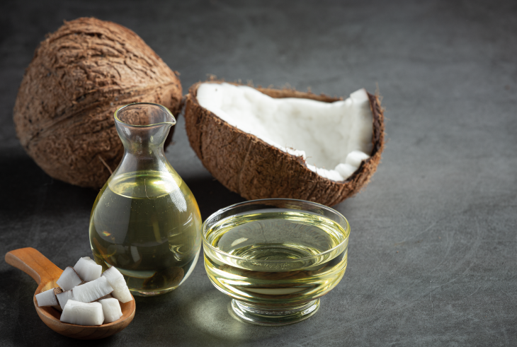 How Coconut Oil Benefits Your Dog’s Healtht